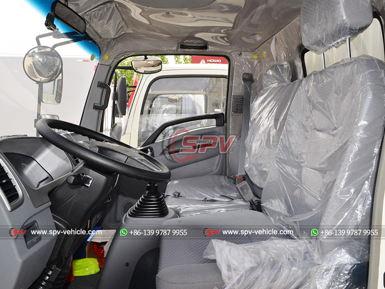 Cabin of Howo Light Fence Truck